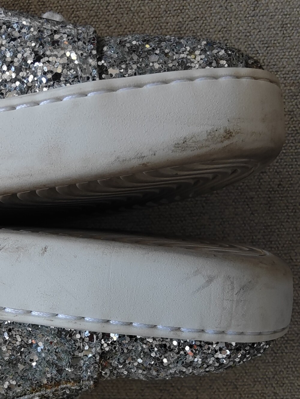 Gucci Glitter Ace Sneakers - Picture 4 of 10